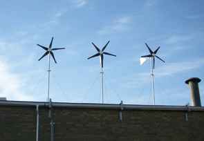 Horizontales Windrad auf Dach, Einfamilienhaus mit 1kW, 2kW, 3kW, 5kW, 10kW, 20kW auf Landhof, Inselbetrieb und Netzparallelbetrieb